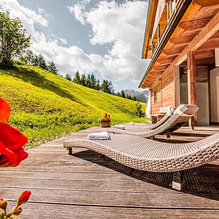 B&B - Hotel Ciasa Rue Blanch San Cassiano  Eksteriør billede