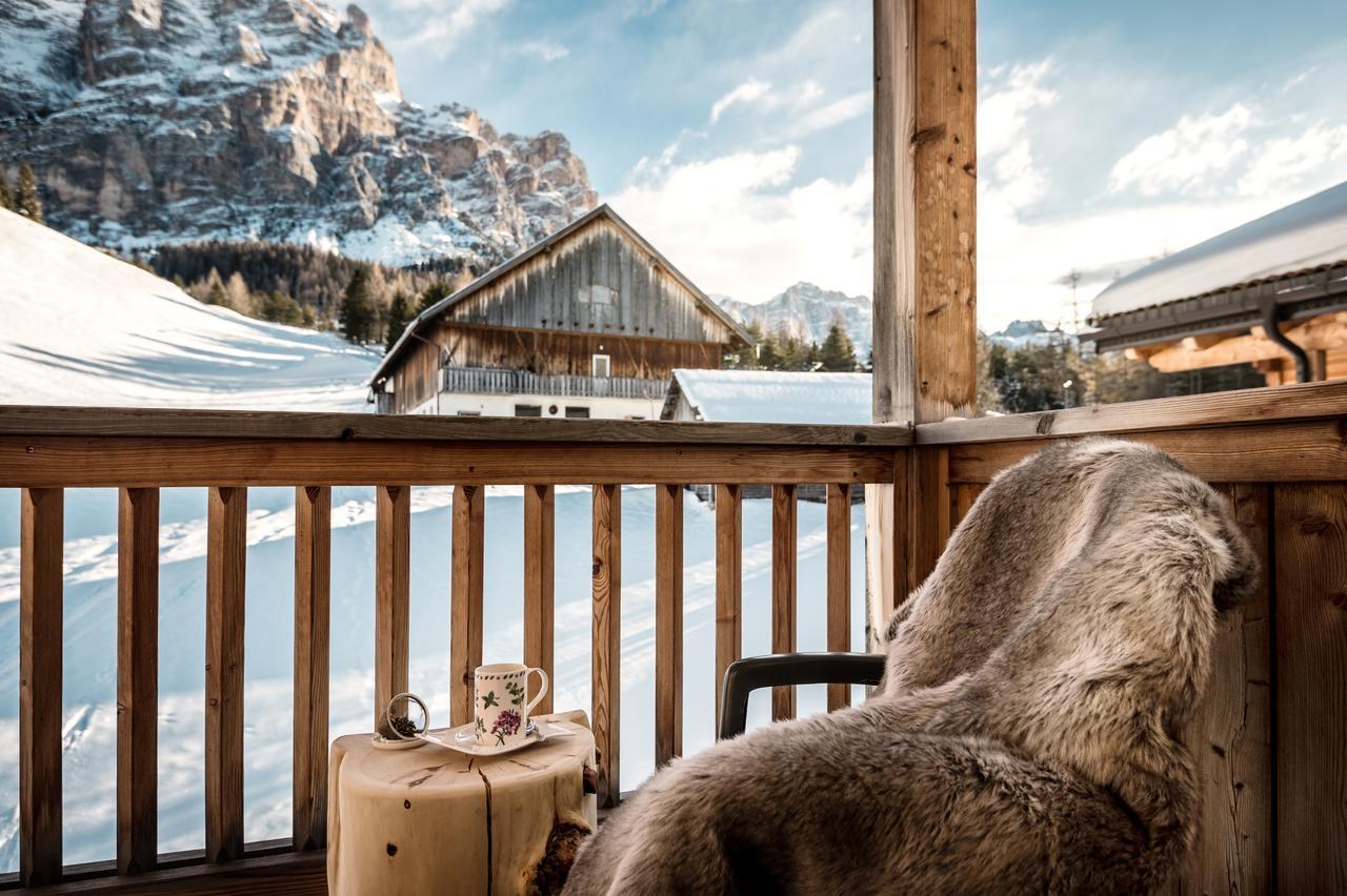 B&B - Hotel Ciasa Rue Blanch San Cassiano  Eksteriør billede