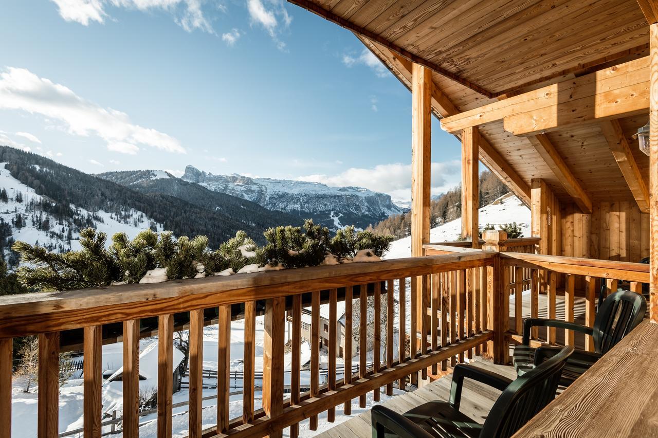 B&B - Hotel Ciasa Rue Blanch San Cassiano  Eksteriør billede